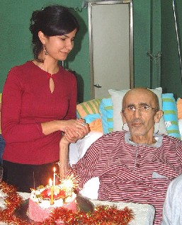 Sevgili �lhan 2007'nin ilk dakikalar�nda e�iyle birlikte